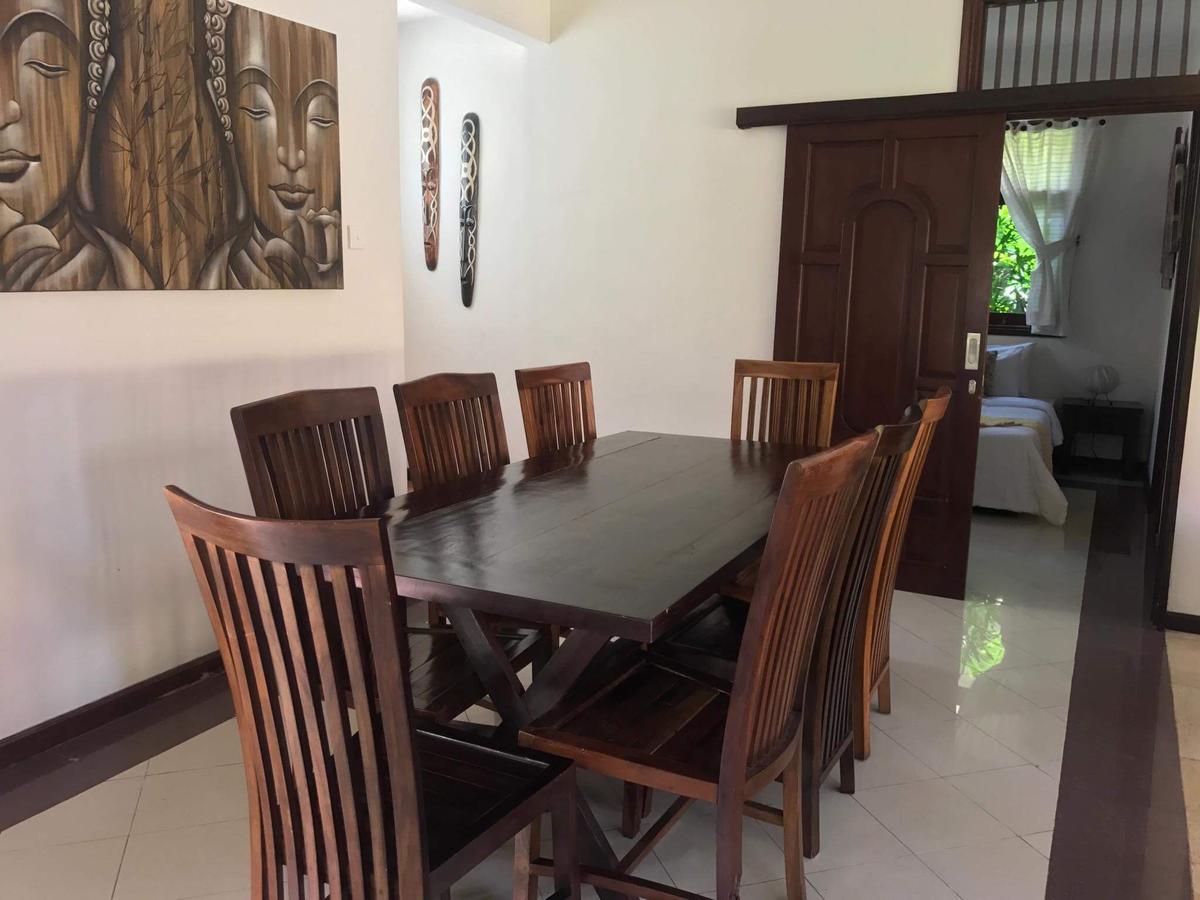 Kuta Holiday Villas Exterior photo