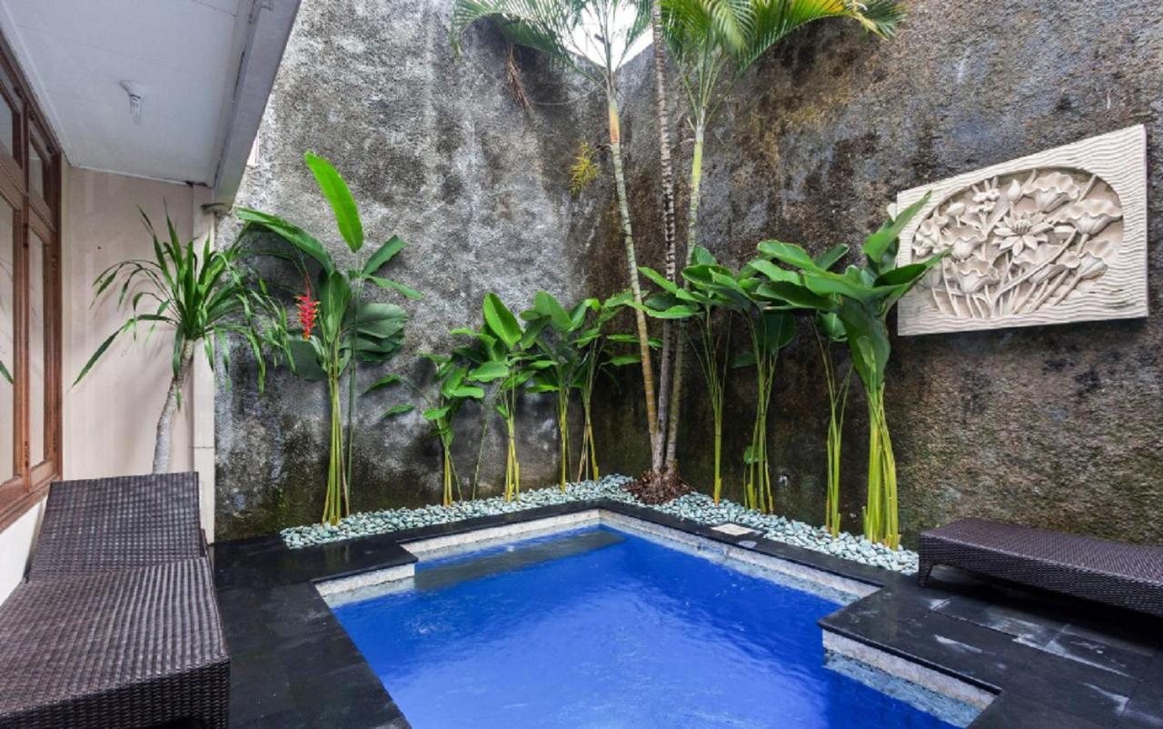 Kuta Holiday Villas Exterior photo