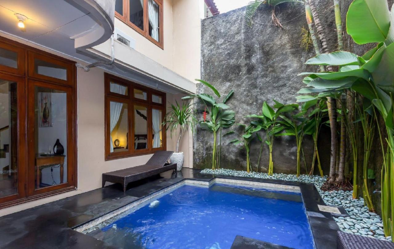 Kuta Holiday Villas Exterior photo