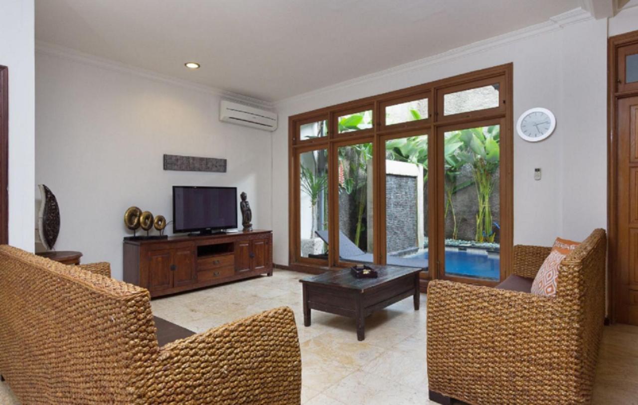 Kuta Holiday Villas Exterior photo