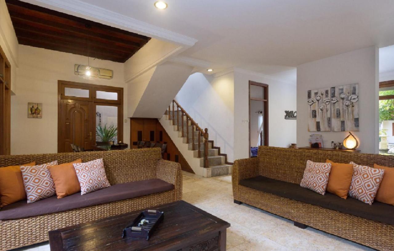 Kuta Holiday Villas Exterior photo