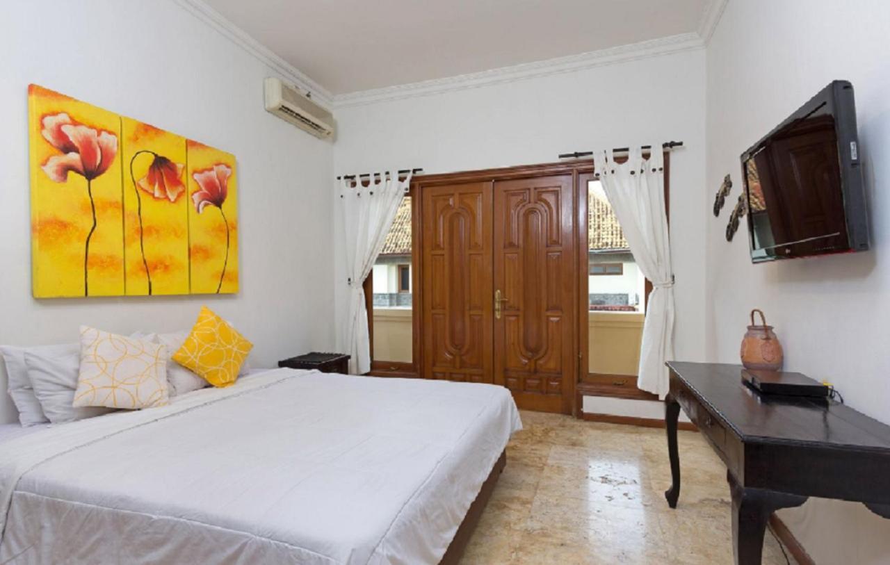 Kuta Holiday Villas Exterior photo